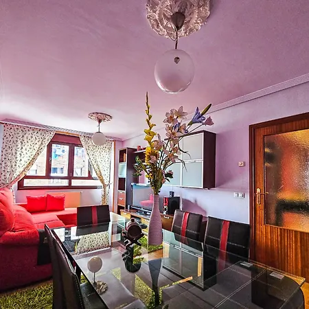 3 Large Modern Flat With Private Parking Apartamento