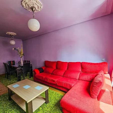3 Large Modern Flat With Private Parking * 奥维耶多