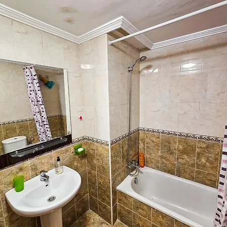 3 Large Modern Flat With Private Parking Apartamento Oviedo