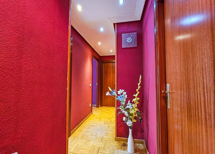 3 Large Modern Flat With Private Parking Oviedo